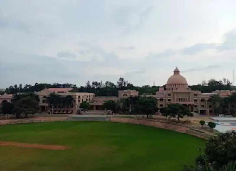 Shree Swaminarayan Gurukul Residential PU college